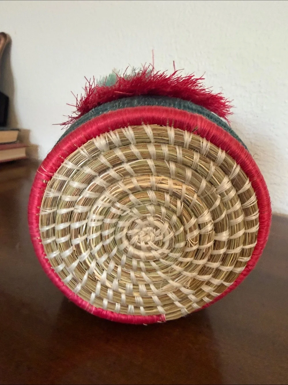 African Made Colorful Raffia Straw Boho Vase Wine Bottle Holder Tassels